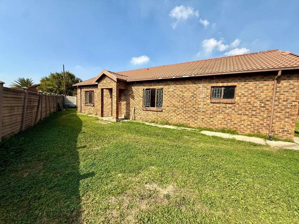 2 Bedroom House to rent in Secunda