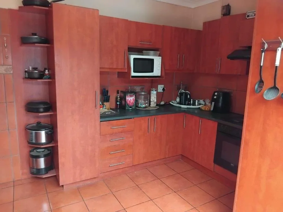 4 Bedroom House for sale in Stilfontein Ext 4