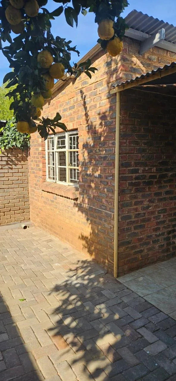 2 Bedroom House to rent in Kuruman