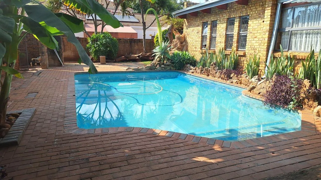 4 Bedroom House for sale in Impala Park