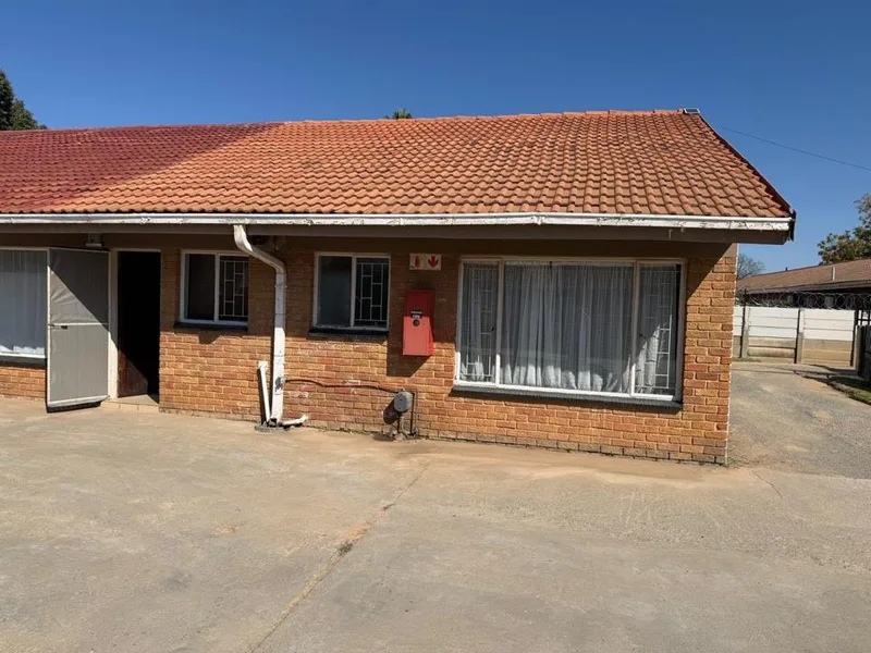 2 Bedroom Apartment / flat for sale in Virginia Central
