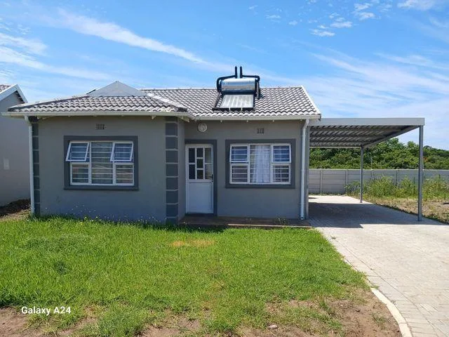 2 Bedroom House for sale in Gonubie