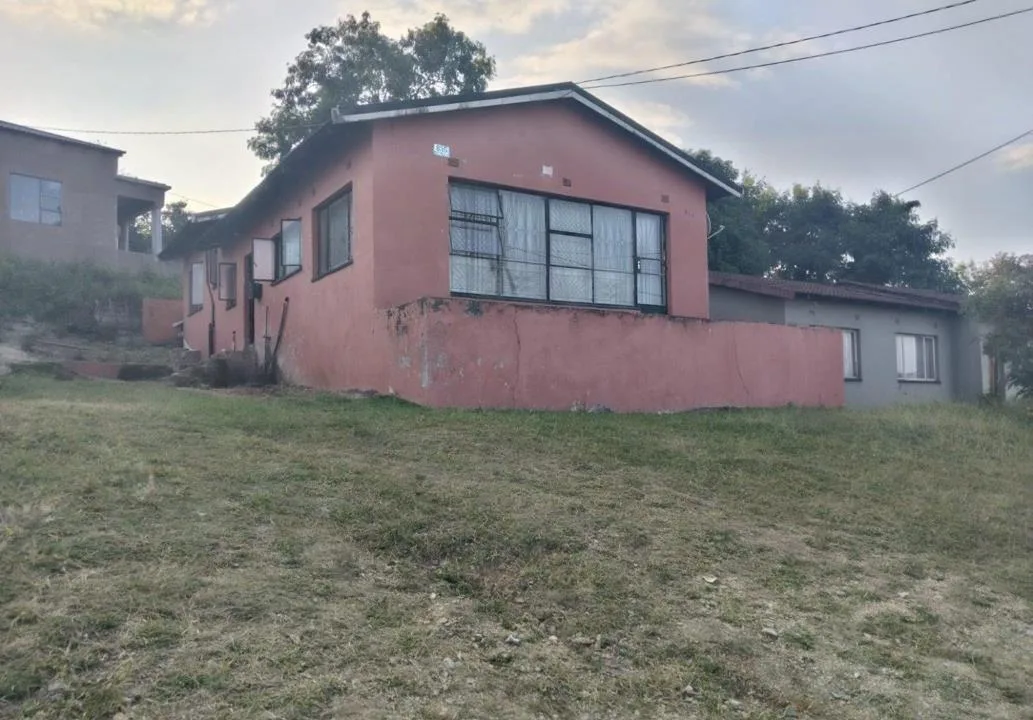 3 Bedroom House for sale in Matsulu
