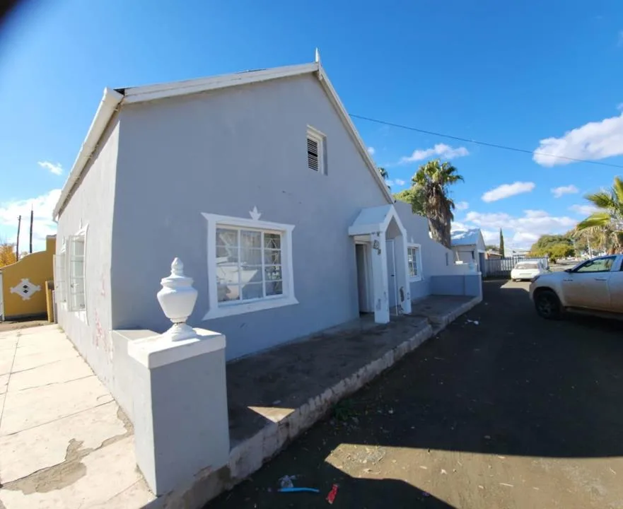 3 Bedroom House for sale in Carnarvon