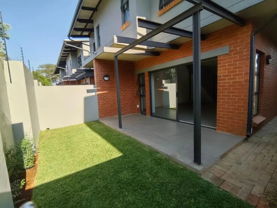 3 Bedroom Townhouse to rent in Olympus AH