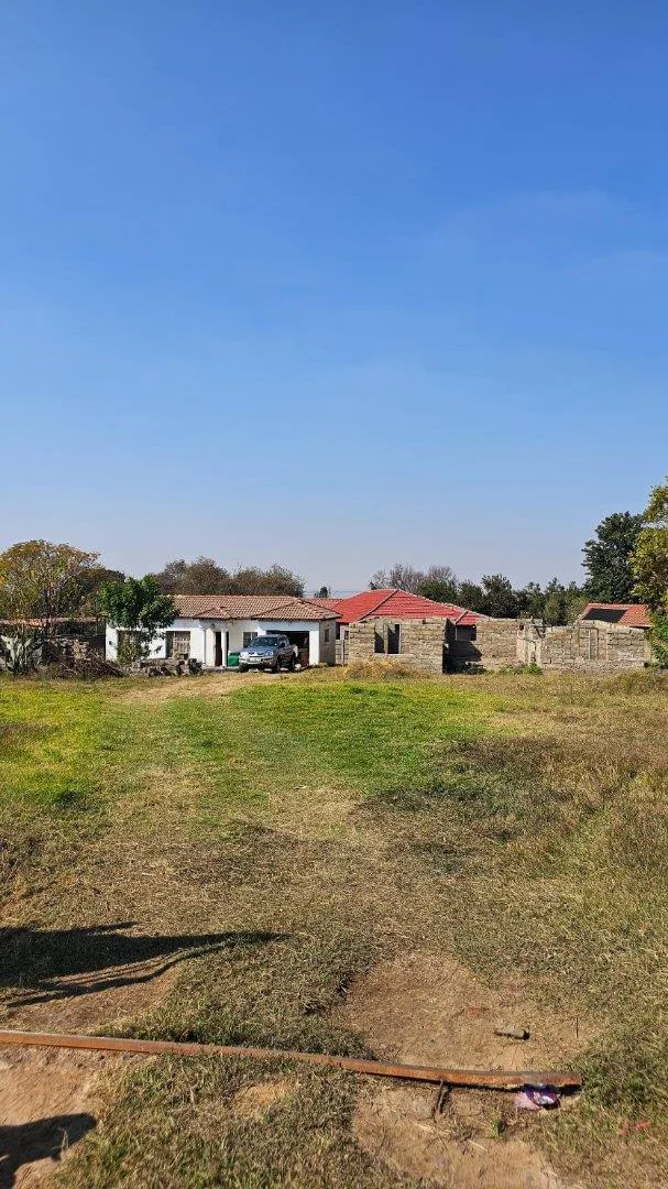 2 Bedroom House for sale in Jackaroo Park