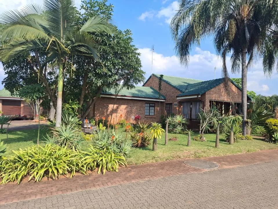 2 Bedroom House for sale in Aquapark