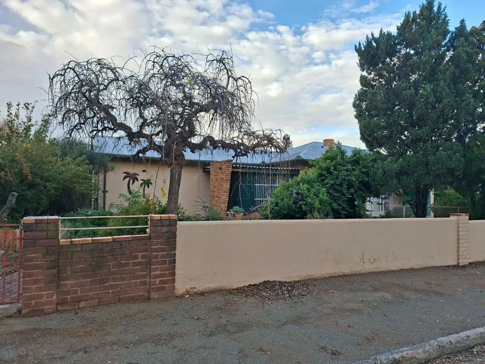 4 Bedroom House for sale in Middelburg