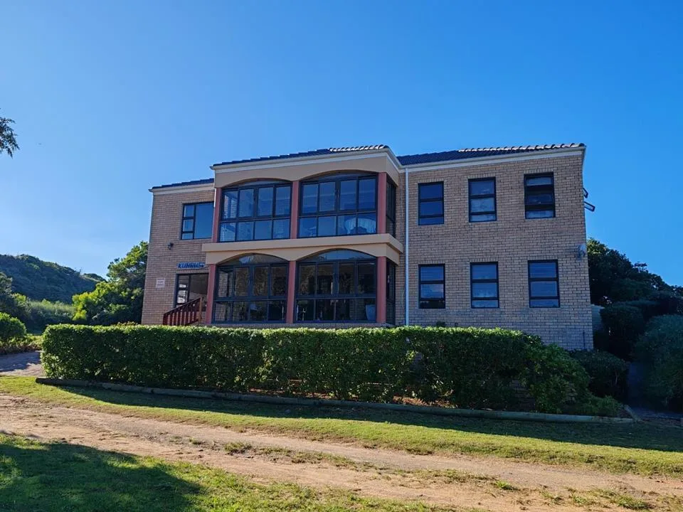 5 Bedroom House for sale in Oyster Bay