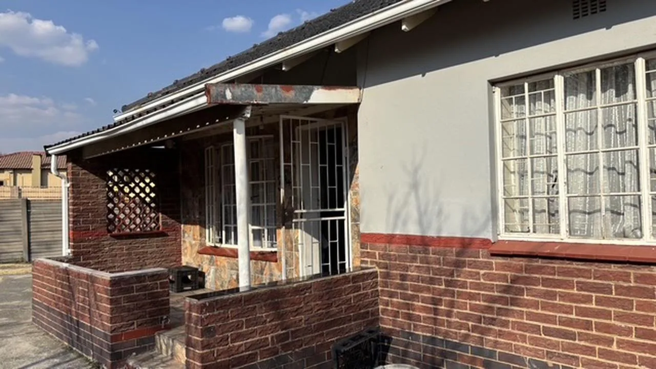 3 Bedroom House for sale in Evander