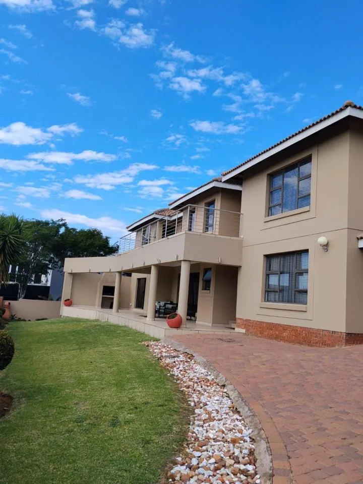 4 Bedroom House to rent in Bankenveld Estate