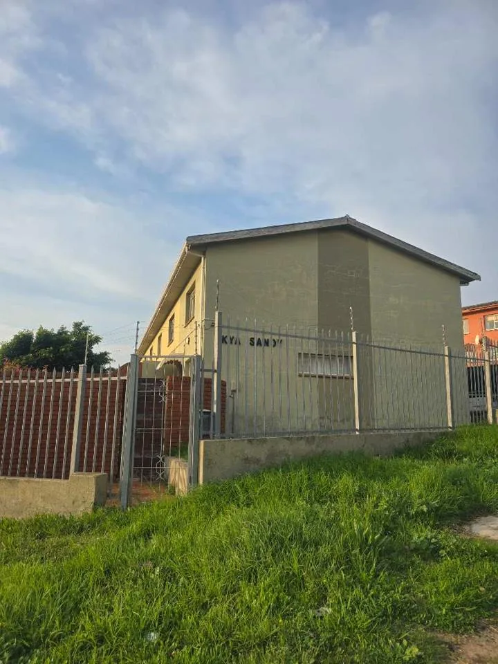2 Bedroom Townhouse to rent in Newton Park