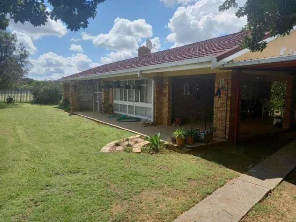 3 Bedroom House for sale in Allanridge