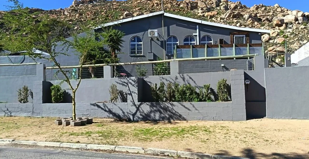 4 Bedroom House for sale in Springbok