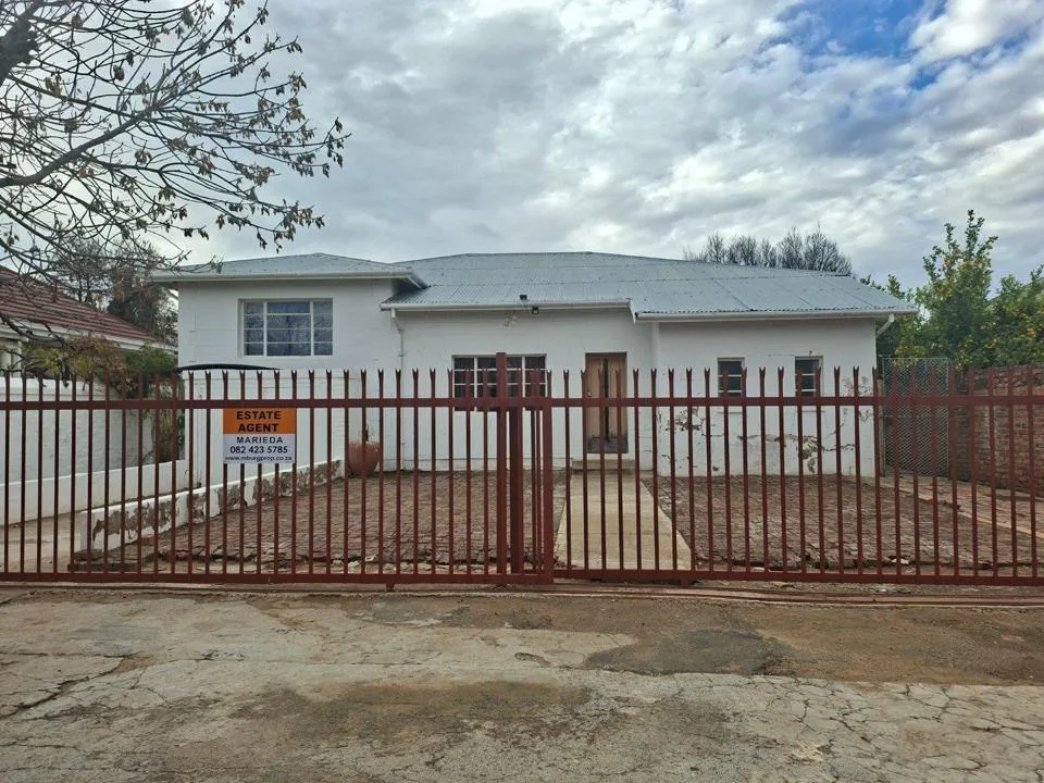 16 Bedroom House for sale in Middelburg