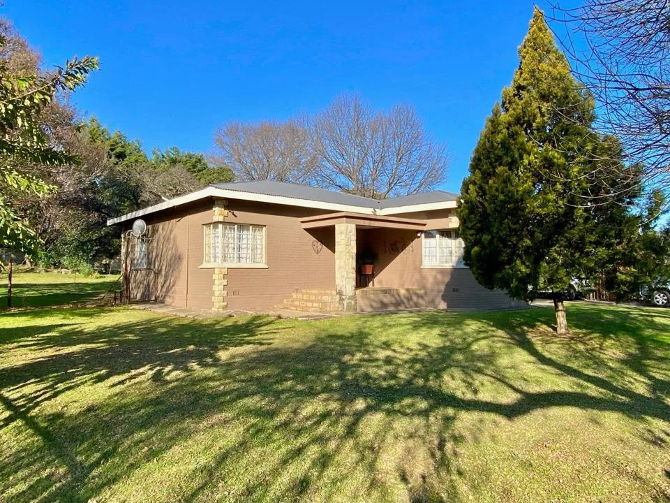3 Bedroom House for sale in Eureka