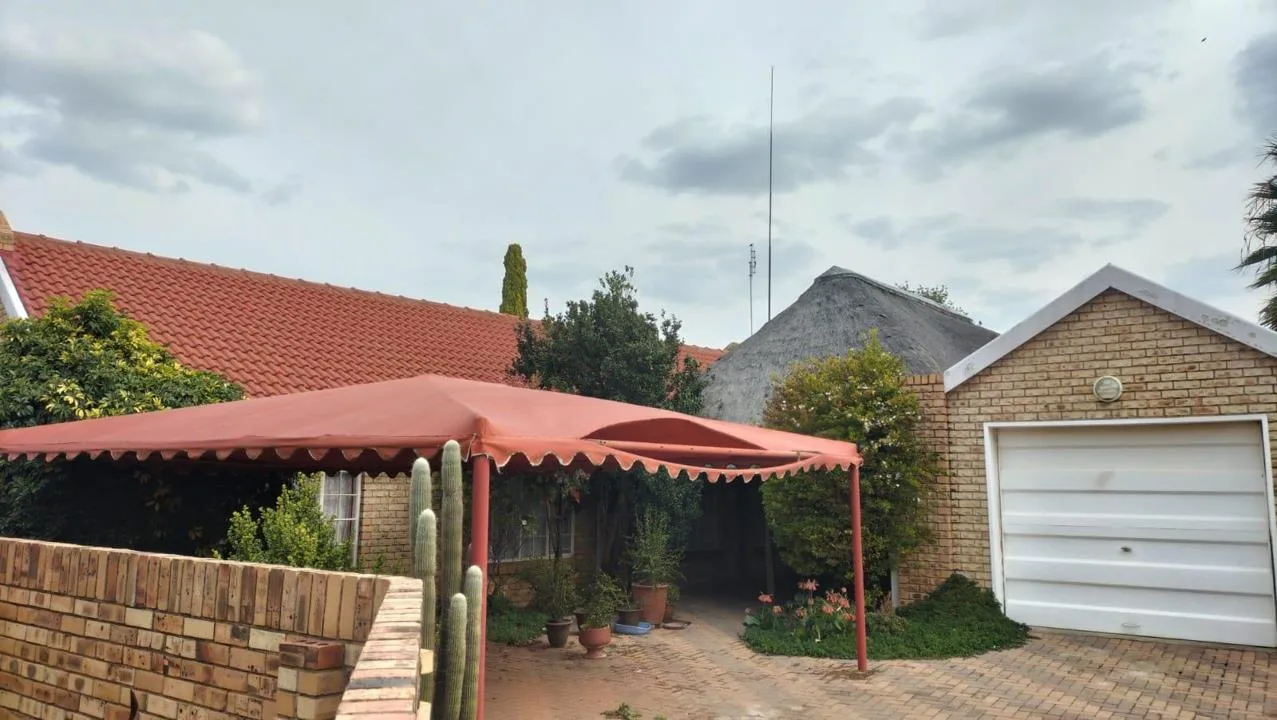 3 Bedroom Townhouse for sale in Flimieda