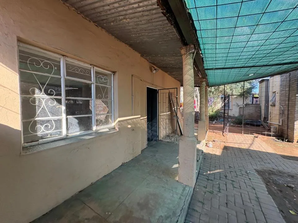 4 Bedroom House for sale in New Park
