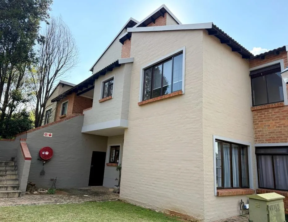3 Bedroom Apartment / flat for sale in Waterval East
