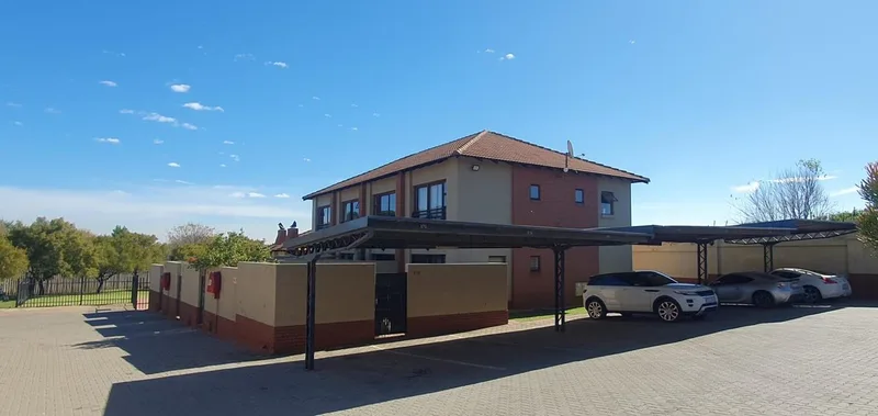 2 Bedroom Townhouse to rent in Pretoriuspark