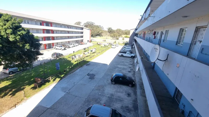 2 Bedroom Apartment / flat to rent in Humewood Extension