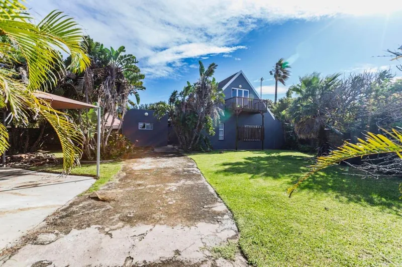 3 Bedroom House for sale in Gonubie