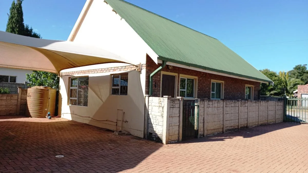 2 Bedroom Townhouse for sale in Brandfort