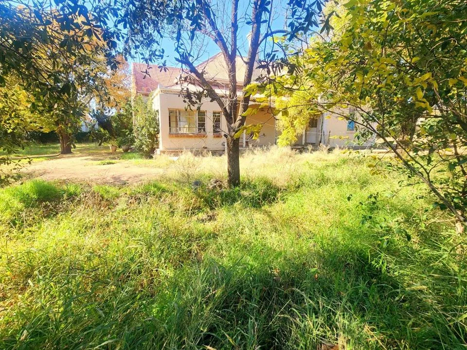 8 Bedroom House for sale in Aliwal North