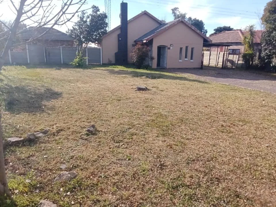 4 Bedroom House for sale in Evander