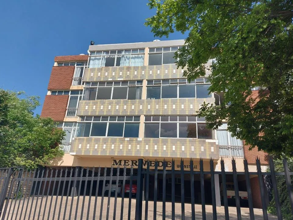 2 Bedroom Apartment / flat for sale in Kroonstad Central