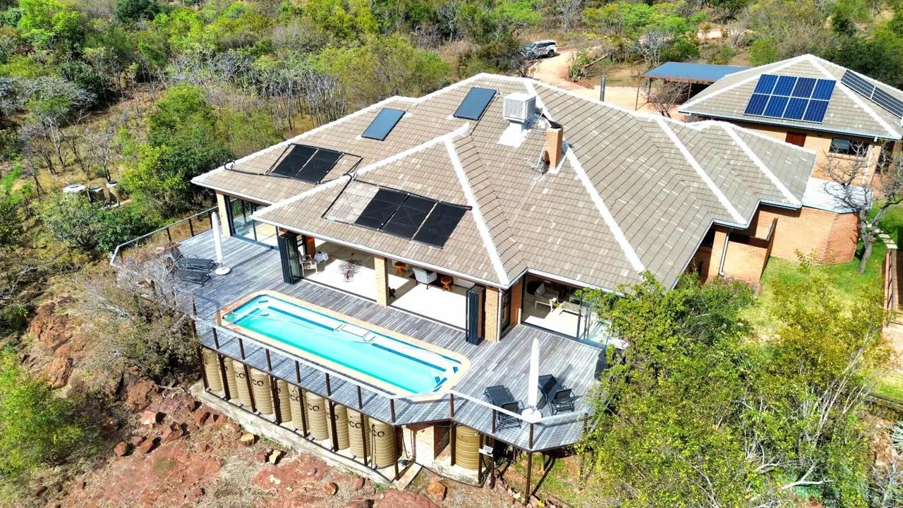 4 Bedroom House for sale in Verloren Estate