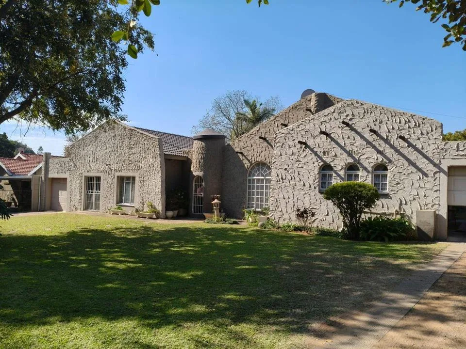 4 Bedroom House for sale in Safari Gardens