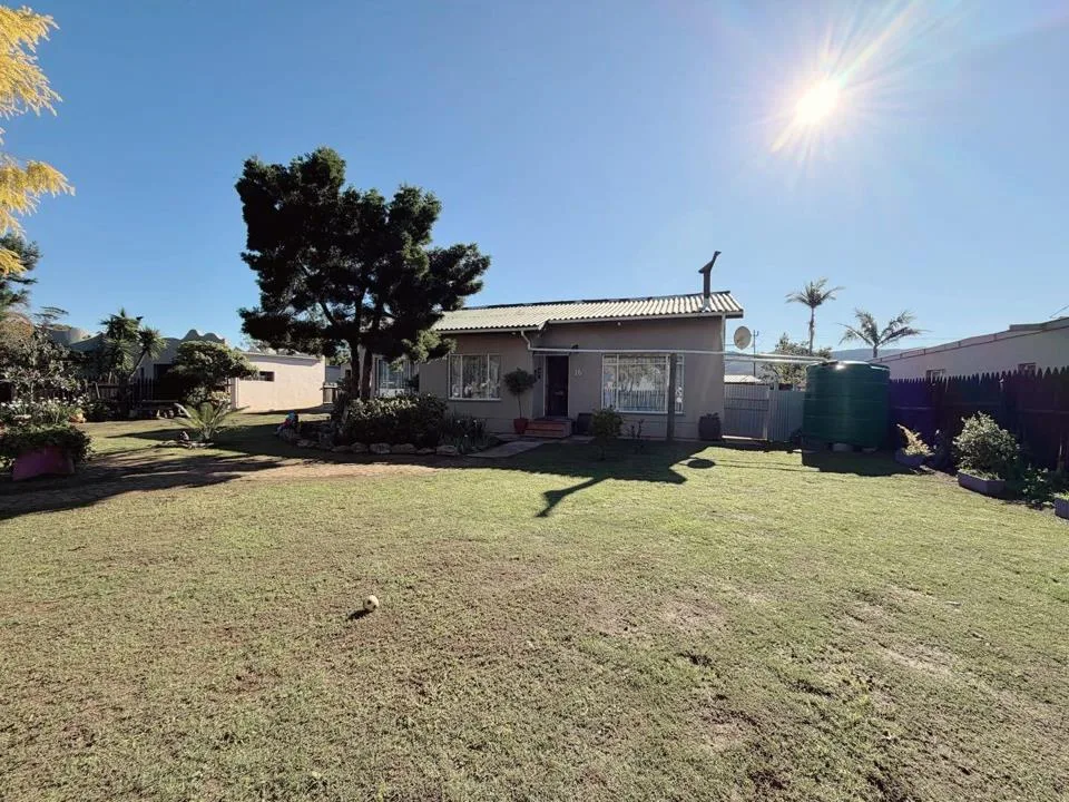 3 Bedroom House for sale in Kareedouw