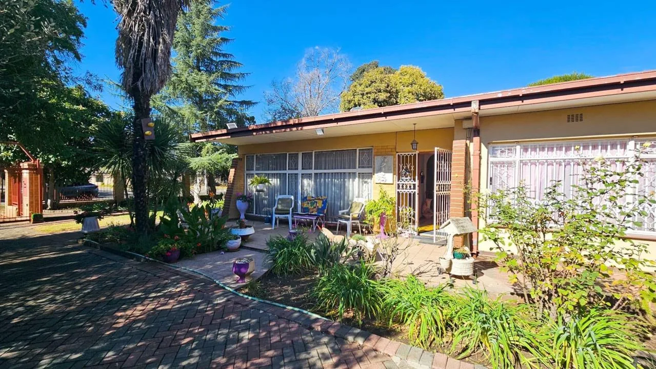 4 Bedroom House for sale in Hospitaalpark
