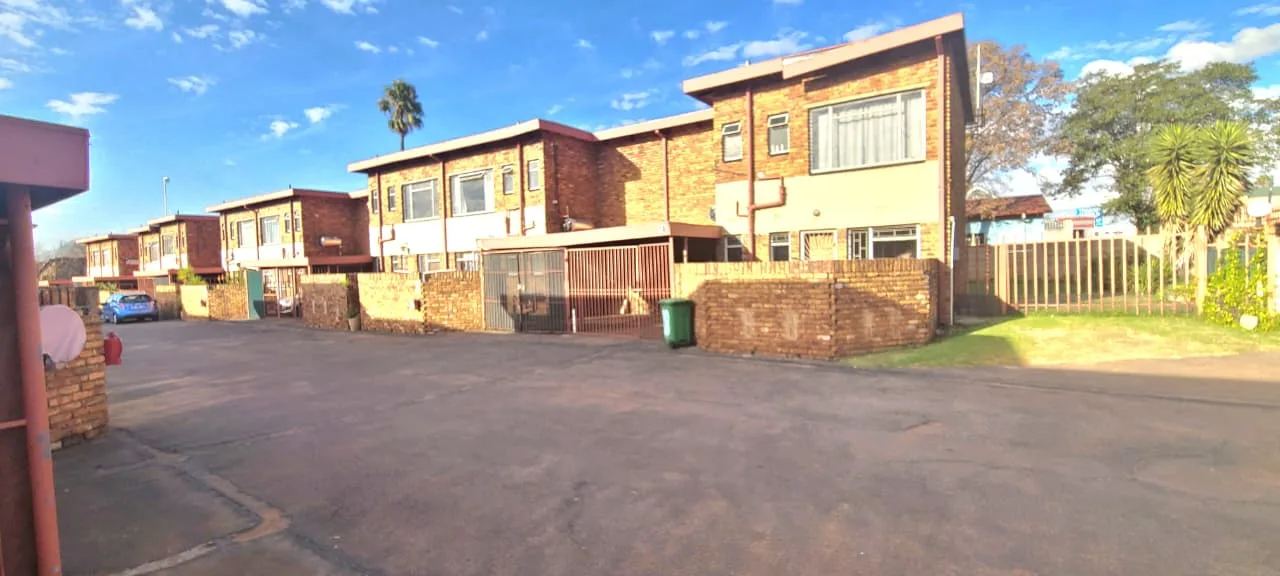 3 Bedroom Apartment / flat for sale in Middelburg Central