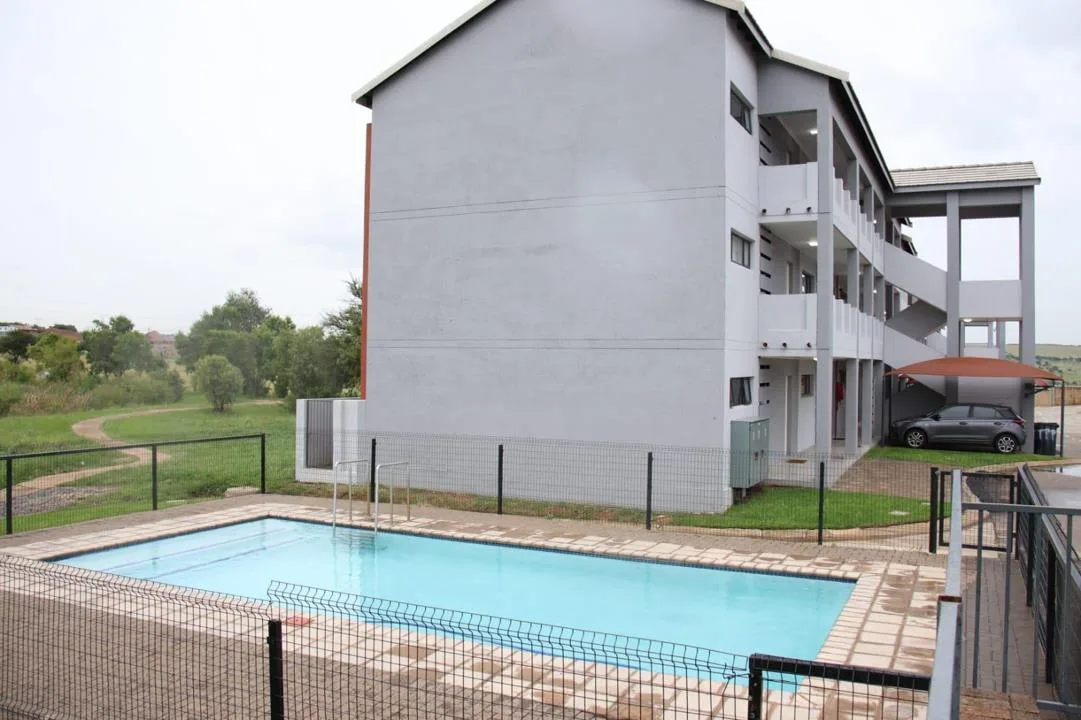 2 Bedroom Apartment / flat to rent in Kosmosdal