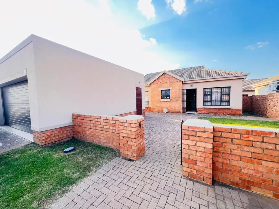 3 Bedroom House for sale in Witbank Central