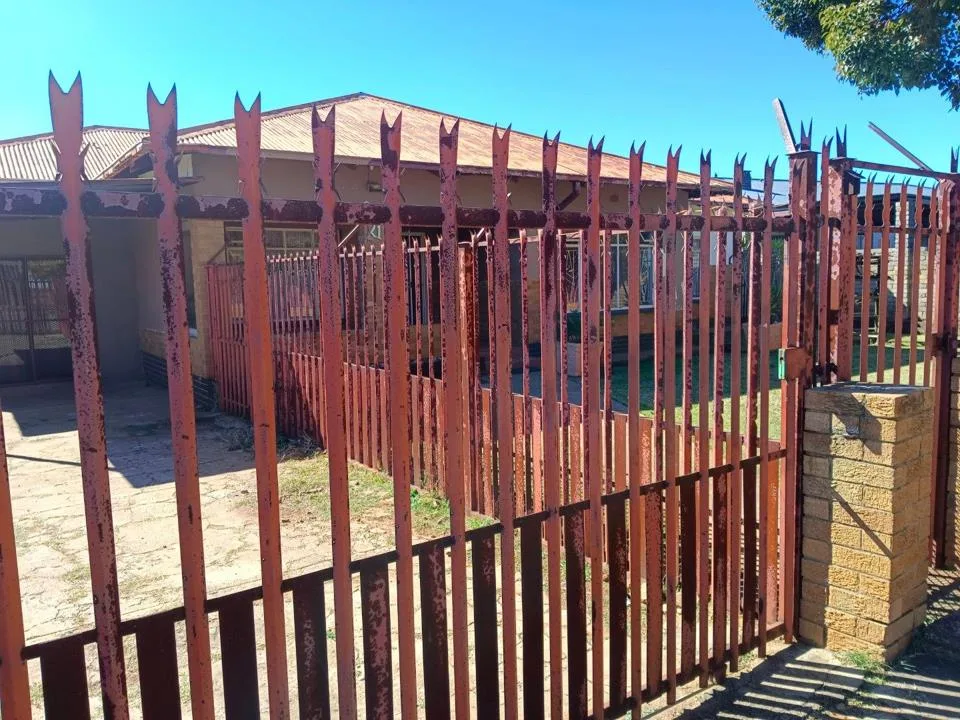 3 Bedroom House for sale in Parys