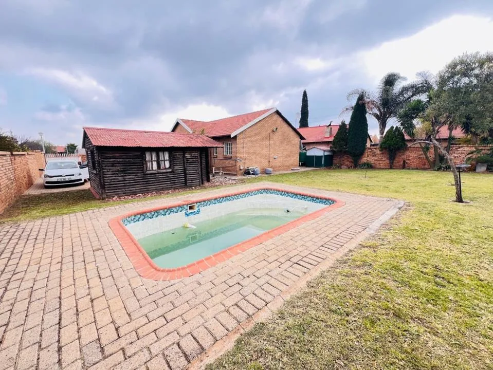 2 Bedroom House to rent in Del Judor