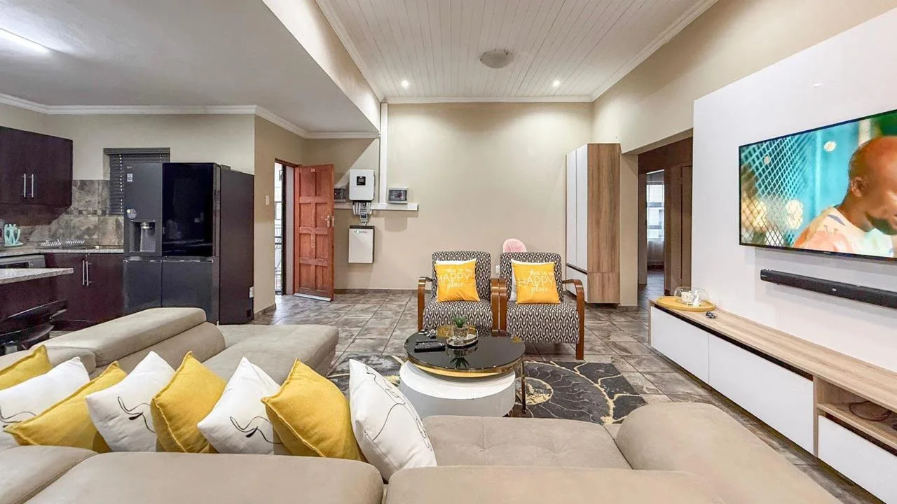 3 Bedroom Apartment / flat for sale in Melodie