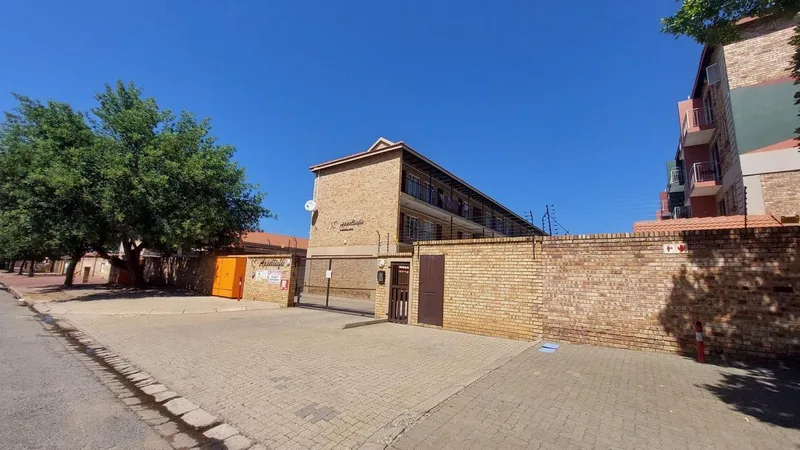 2 Bedroom Apartment / flat to rent in Die Bult