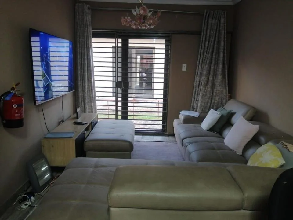 2 Bedroom Townhouse for sale in Bendor