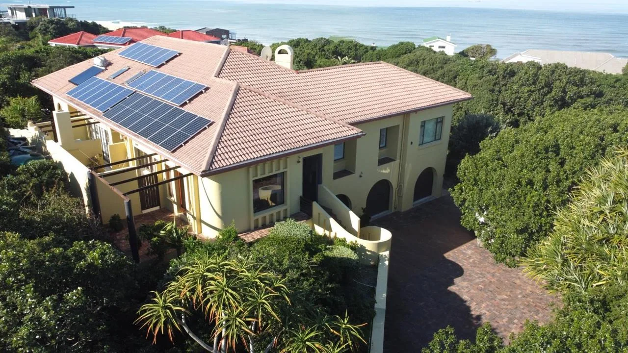7 Bedroom House for sale in Port Alfred Central