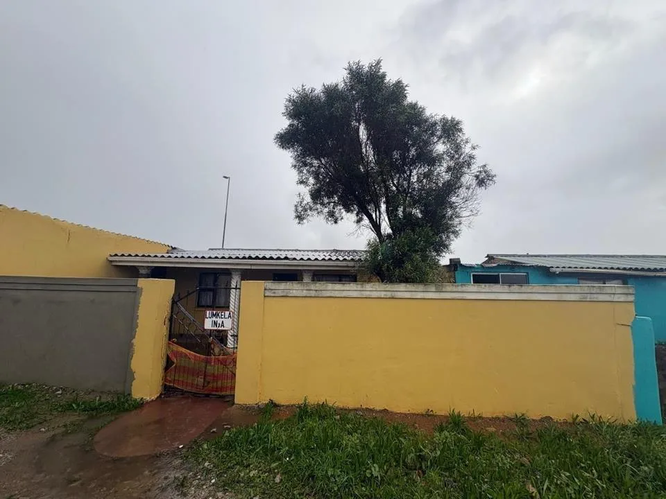 3 Bedroom House for sale in Kwazakhele