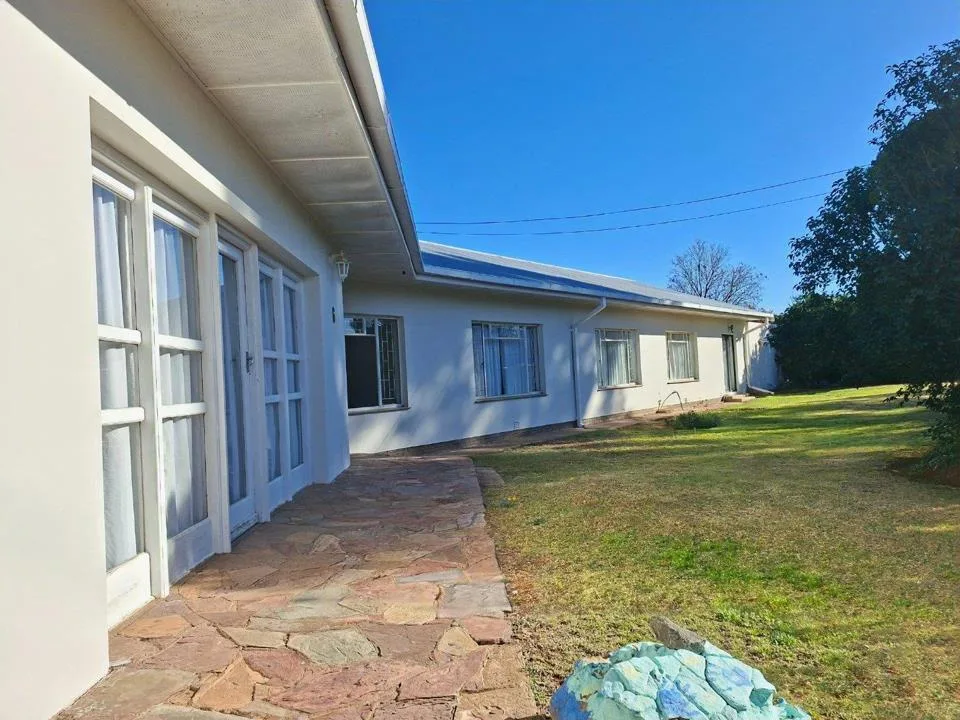 5 Bedroom House for sale in Middelburg