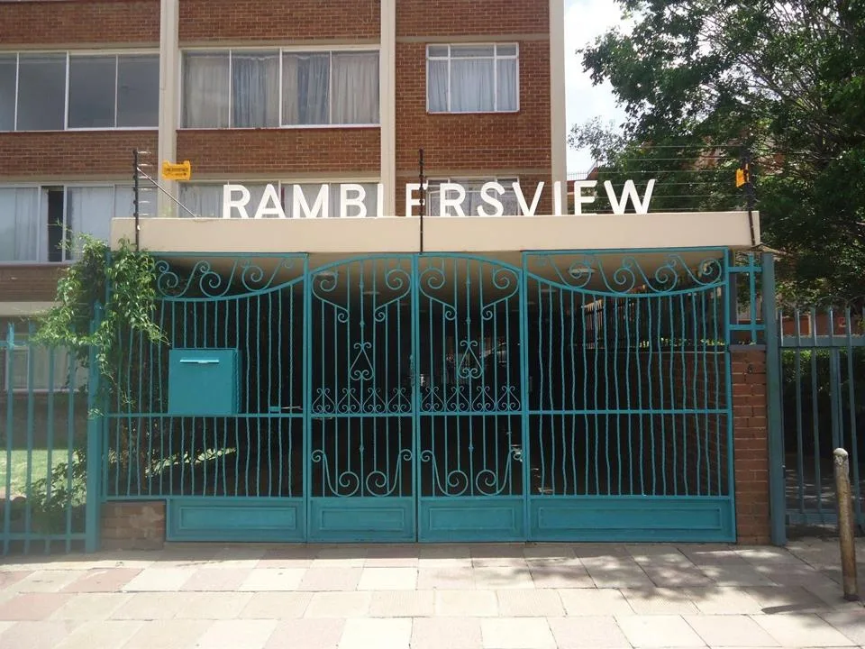 Apartment / flat to rent in Westdene