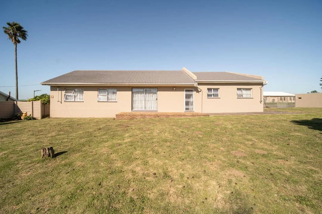 3 Bedroom House for sale in Amalinda