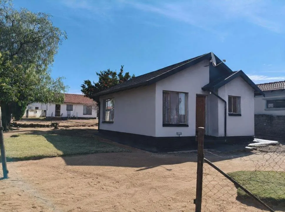 2 Bedroom House for sale in Mogwase