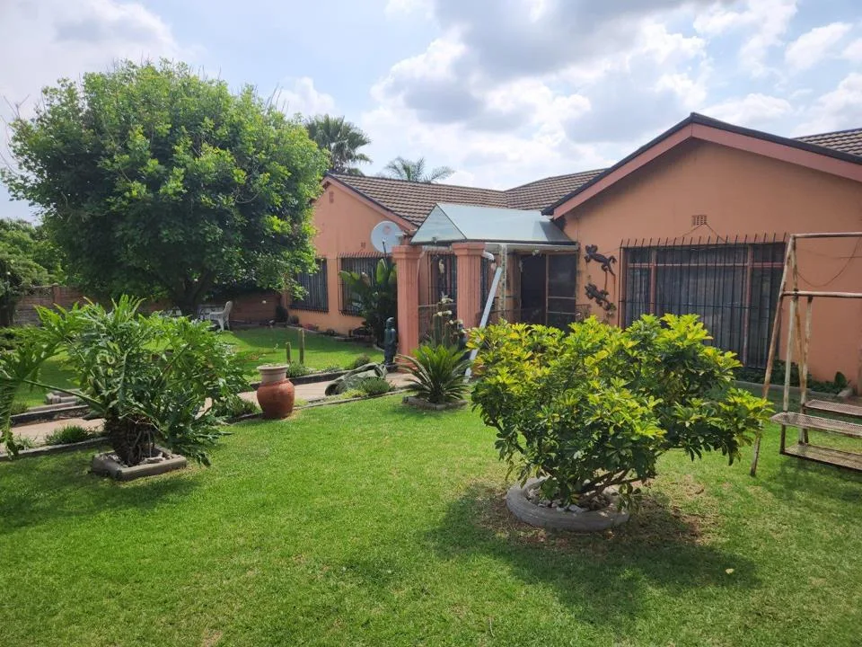 3 Bedroom House for sale in Witbank Ext 16
