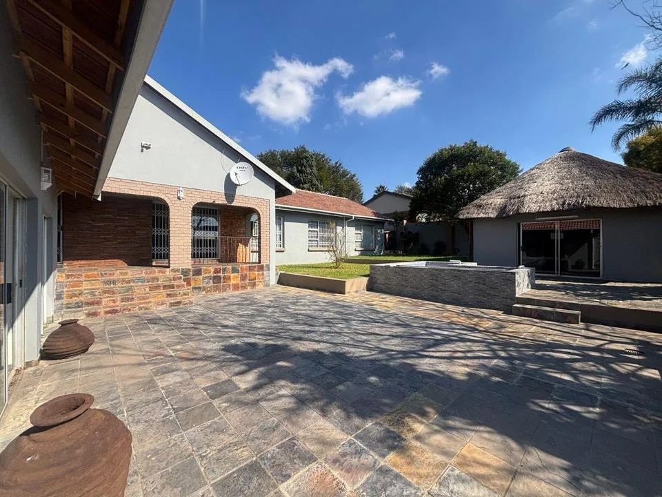 3 Bedroom House for sale in Ben Fleur